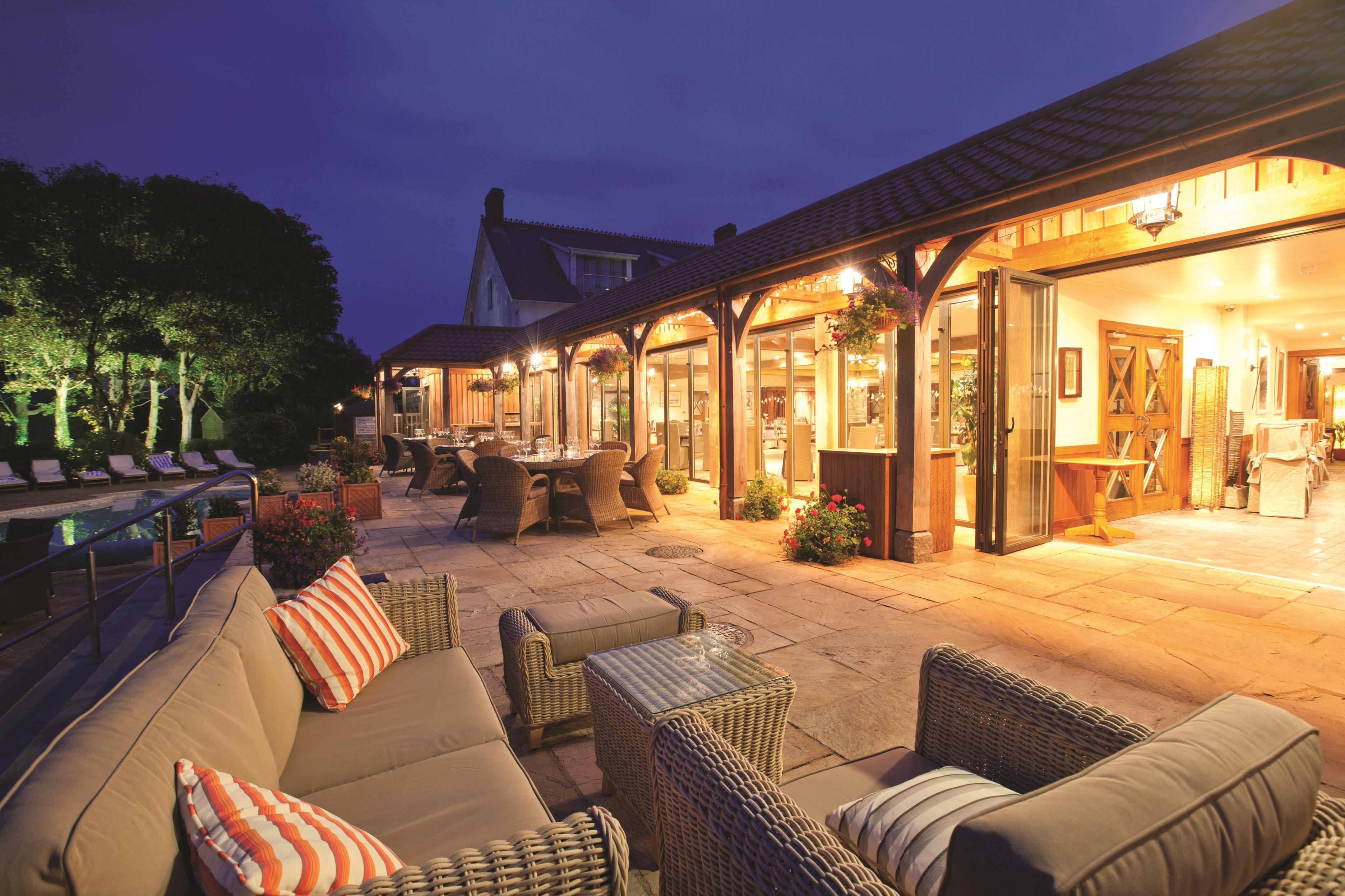 The Farmhouse Hotel And Restaurant Saint Saviour Faciliteiten foto
